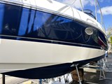 Cranchi Endurance 33 Polished Hull